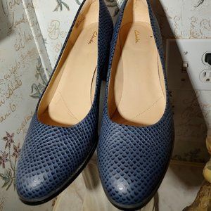 Clarks Kaylin Cara 2 - Navy - Size 9 Chunky heel
